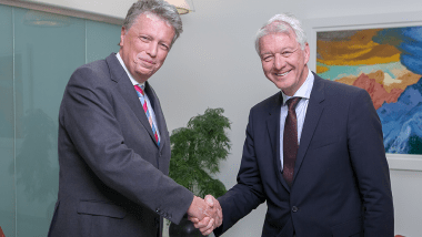 Dr. Klaus Lesker, Managing Director of Ferrostaal GmbH and Bjerne S. Clausen, CEO of Haldor Topsoe A/S