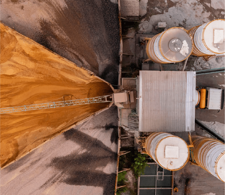 Energy-intensive heavy-industry plant in the United States with large processing units