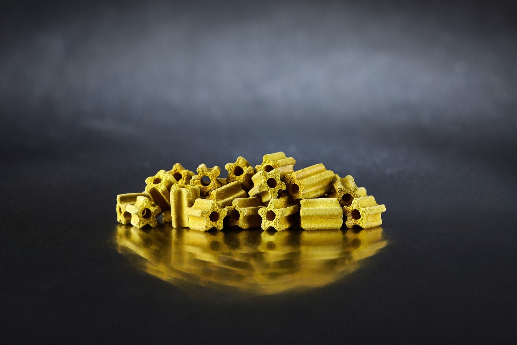 Catalysts that comply with emission standards without compromising on performance