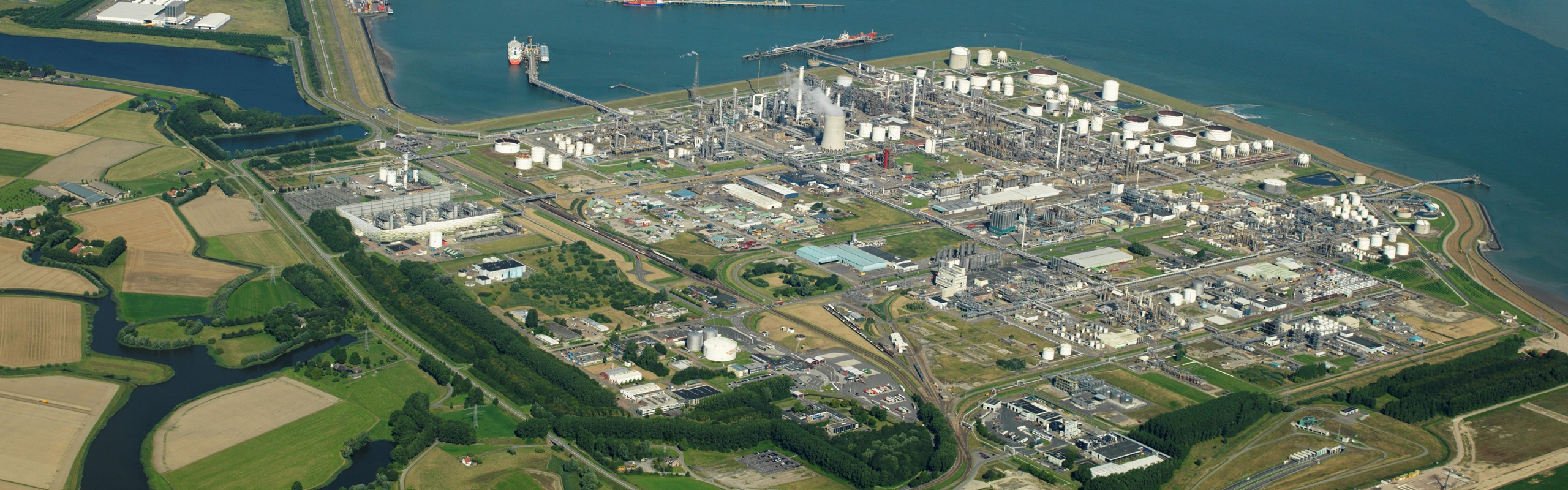 Partnership between Dow and Haldor Topsoe will turn waste plastics into circular plastics featured image